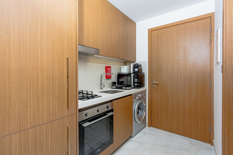 Private kitchen 2, Modern Studio with Premium Amenities, Dubai