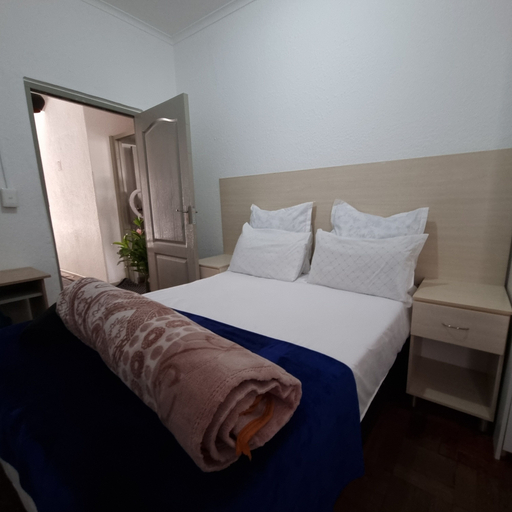 Room 3, Ojong's Self-Catering Kraaifontein, City of Cape Town