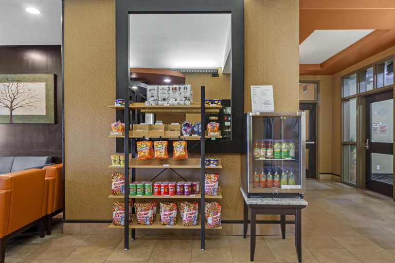 Food & Drinks 5, Best Western Plus St. Albert, Division No. 11
