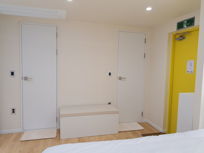 Room 4, STAY Ann Iksun, Jongno