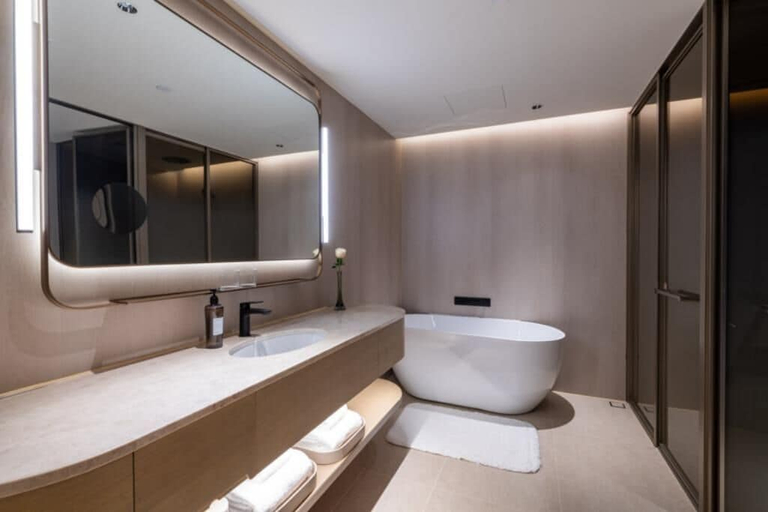 Bathroom 5, Crystal Hotel Shanghai Chongming Nanmen, Shanghai