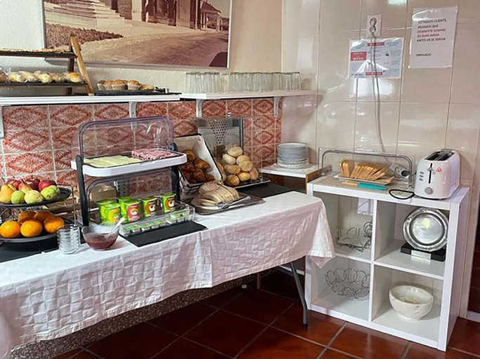 Food & Drinks 5, Residencial Miguel Jose, Estremoz