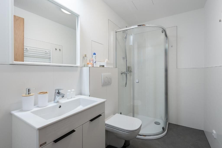 Bathroom 4, Libero Apartments, Praha 1