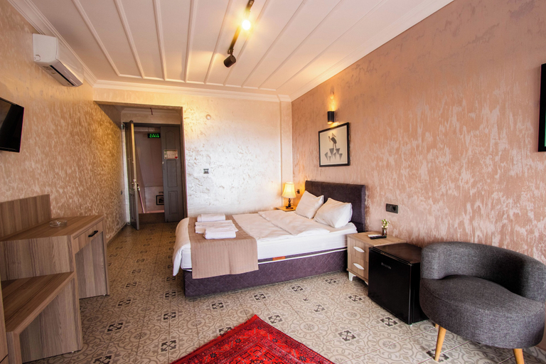 Room 5, cundera hotel, Ayvalık