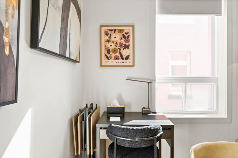 Interior 2, The Mccaul Group Suite Near Baldwin Village, Toronto
