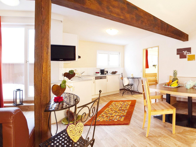 3, Apartment in Ischgl overlooking the mountains, Landeck