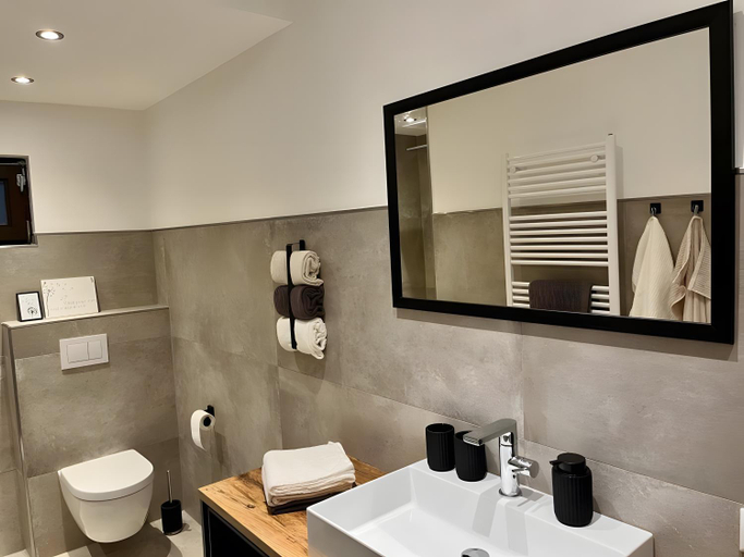 Bathroom 3, Haus Blumengluck, Märkischer Kreis