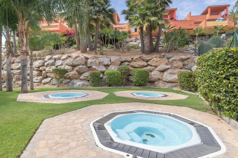 Outdoor spa tub, Reserva De Marbella, Málaga