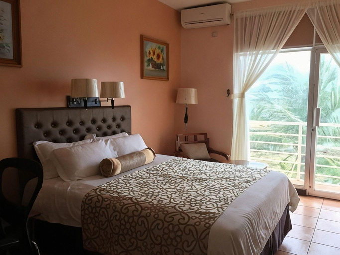 5, Park Hotel, Limón