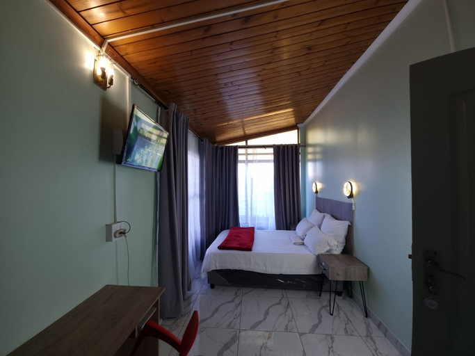 Room 4, Ojong's Self-Catering Kraaifontein, City of Cape Town