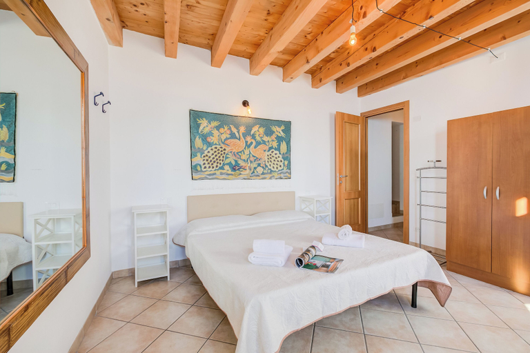 Room 5, Faby House On Hilly Area And Lake View, Brescia