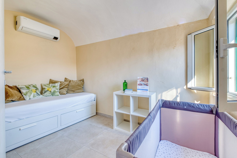 Room 5, Una Finestra sul Duomo, Sanremo Centro, Imperia