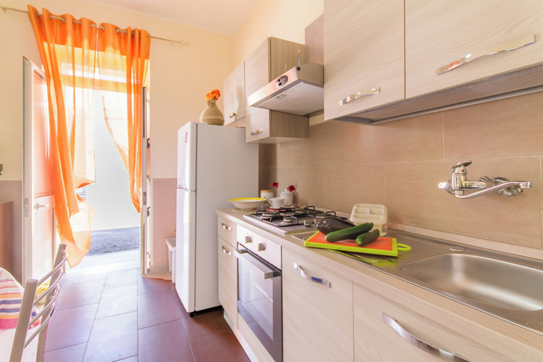 Private kitchen 2, Casa Lory 2 near the sea, Lecce