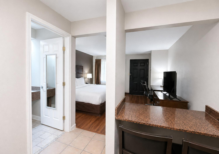Bedroom 3, Quality Inn at Fort Gordon, Columbia