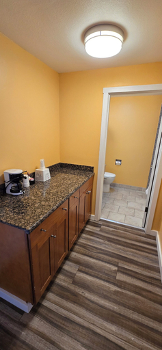Others 5, Olympic View Inn, Clallam