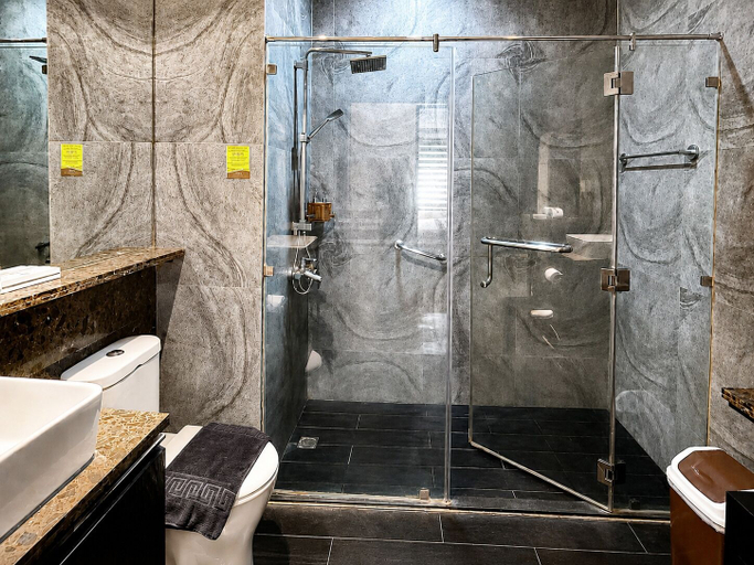 Bathroom 5, Forest Crest Nature Hotel and Resort, Nasugbu