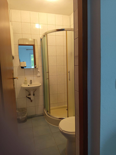 Bathroom 4, Willa Gorskie Zacisze, Jelenia Góra
