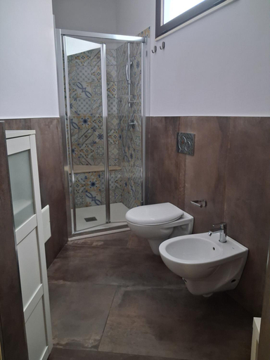 Bathroom, Taorbay, Messina