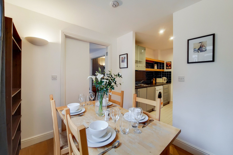 Others 5, Capital Stay Aldgate - Two Bed Apartment, London