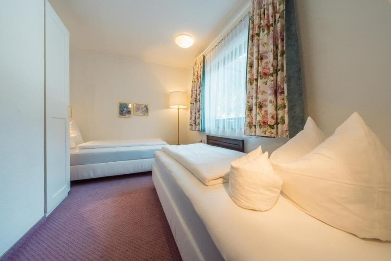 Bedroom 3, Hotel Pfeifer, Bludenz