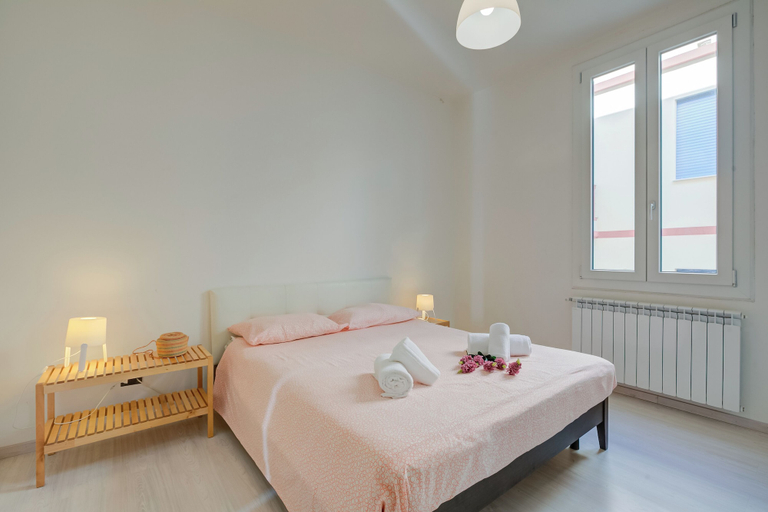 Room 3, Serendipity Spiaggia E Porto Sole With Balcony and Parking, Imperia