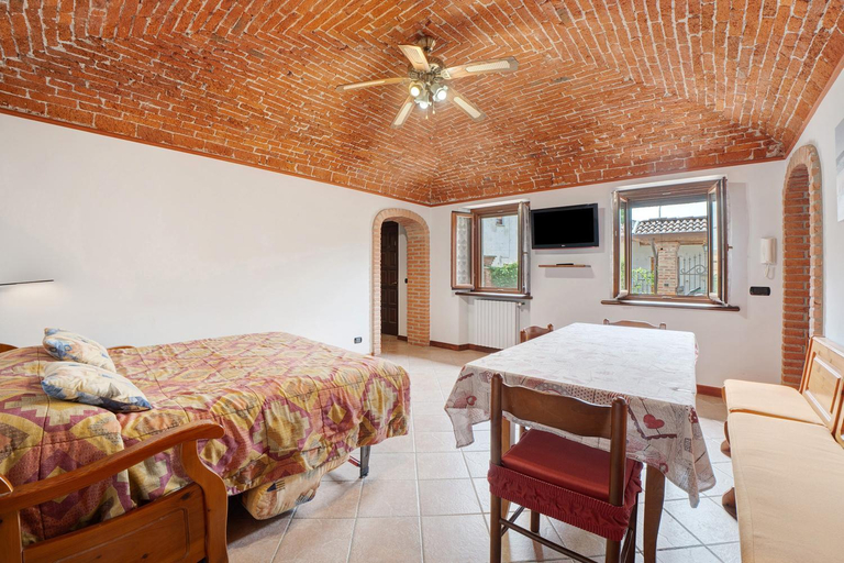 Bedroom 2, Centenario Affittacamere, Novara