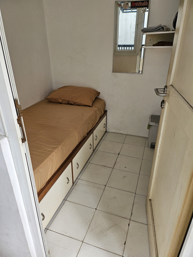 Others 4, HNet House, Depok
