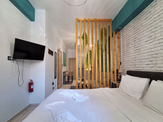 Room 4, Stylish studio in Thissio near Acropolis, Attica