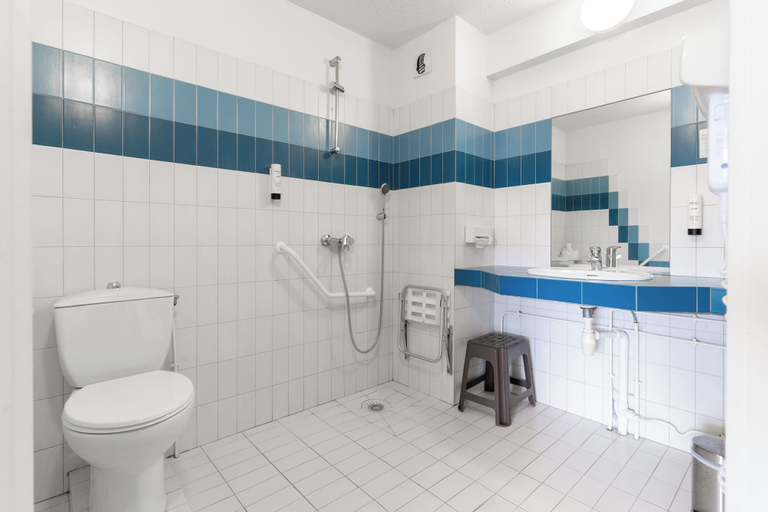 Bathroom 4, Abor Hôtel, Landes