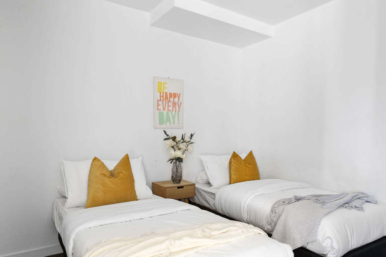 Interior 2, Stylish Pet-friendly 2br, Walk to Southern Cross, Melbourne
