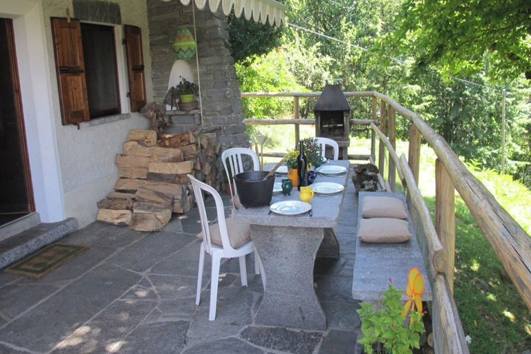 BBQ/picnic area, Ca Brunella 1 Lake Maggiore View Terrace for Two, Locarno