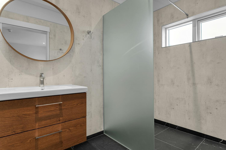 Bathroom 4, Grimsborgir - Your Holiday Home in Iceland, Grímsnes- og Grafningshreppur
