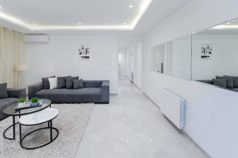 Interior, Sandra 5, La Marsa