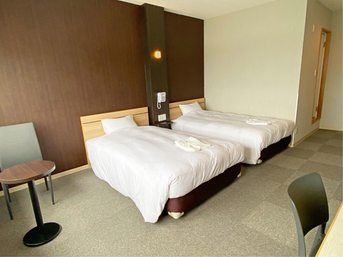 Bedroom 2, Hotel Seaworld <Okinoerabujima>, Wadomari