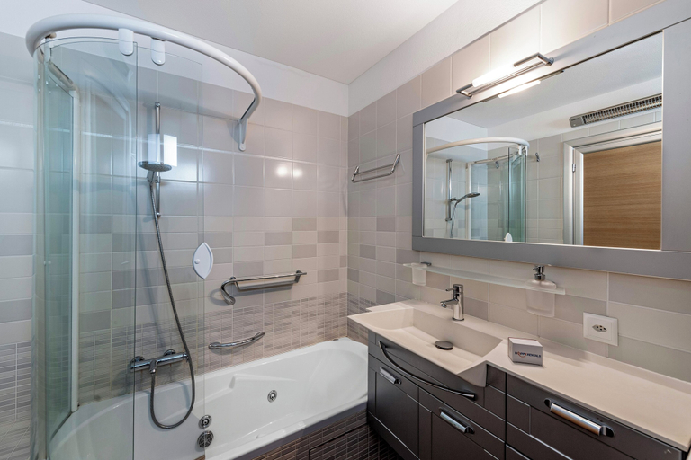 Bathroom 3, Art apartment, Locarno