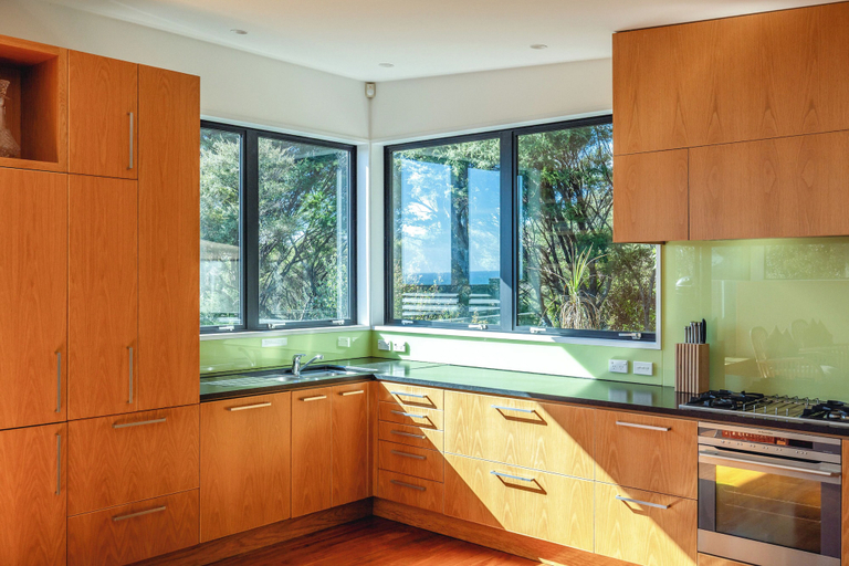Private kitchen, Hekereua Heights - Spa & Ocean Views, Auckland