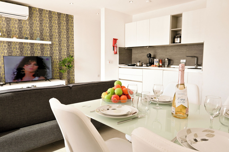 Interior 3, A Sunny Seaview In Central Sliema