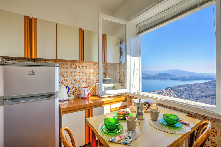 Others 5, Nicoletta's Lake View Stresa, Verbano-Cusio-Ossola