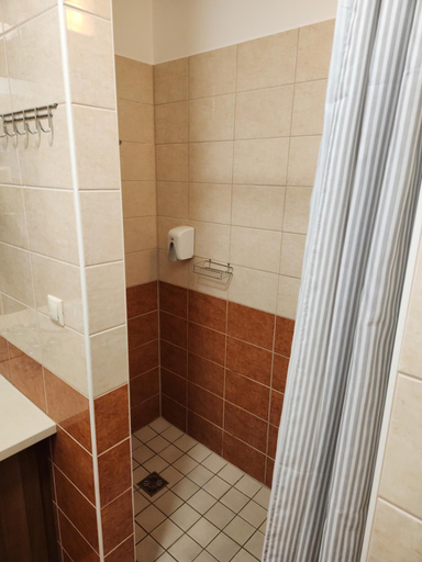 Shower 2, Fortuna 7, Hévíz/Keszthely