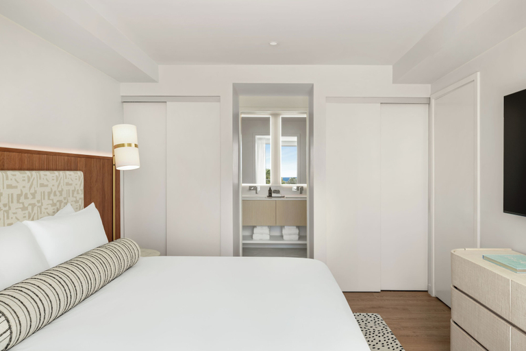 Room 5, ONE GT Grand Cayman