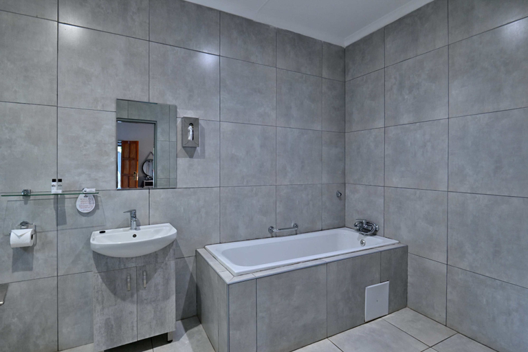 Bathroom 4, BON Hotel Rustenburg, Bojanala