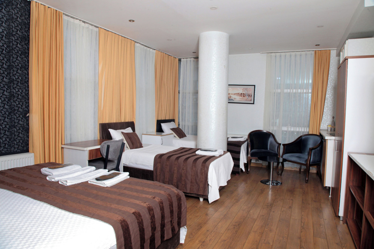 Bedroom 4, Garden Hill Hotel, Atasehir