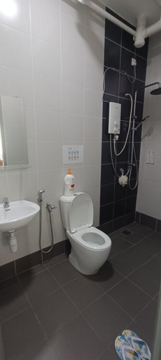 Bathroom 4, KTCC Drawbridge Cottage Kuala Terengganu  Homestay, Kuala Terengganu