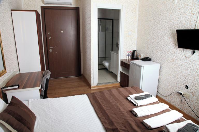 Bedroom 3, Garden Hill Hotel, Atasehir