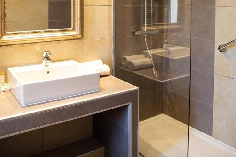 Bathroom 5, Hôtel La Casa Païral, Pyrénées-Orientales