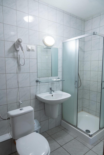 Bathroom 3, Bagoly Fogado, Monor