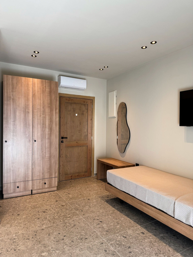 Bedroom 3, Anna Island, Central Macedonia