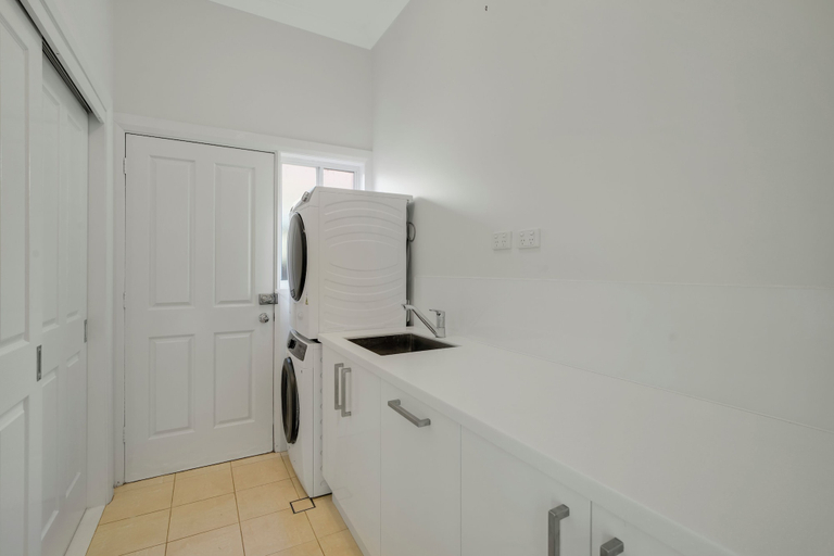 Interior 4, Dubbo 4BR Retreat with Kitchen & Patio, Dubbo - Pt A