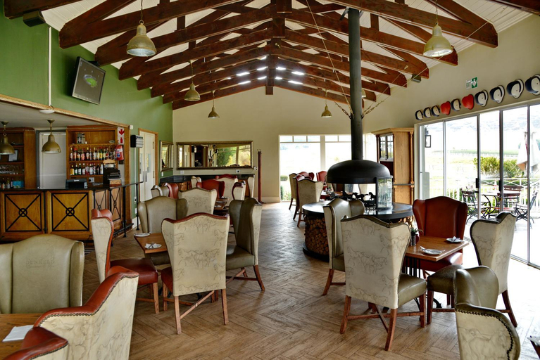 Food & Drinks 4, Dunkeld Country & Equestrian Estate, Nkangala