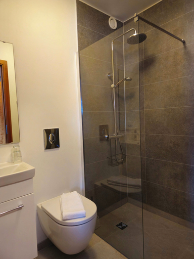 Bathroom 4, Hotel Austur, Fjarðabyggð